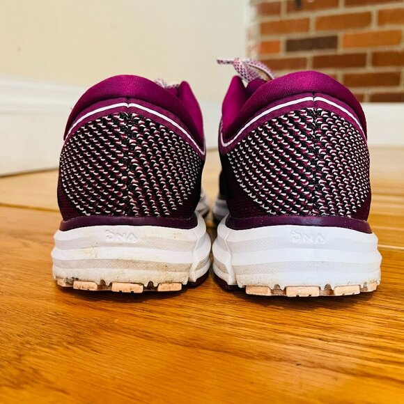 Brooks Womens Plum Pink Purple Revel Running Shoe 1202491B598 Sz 8 US - Picture 2 of 16